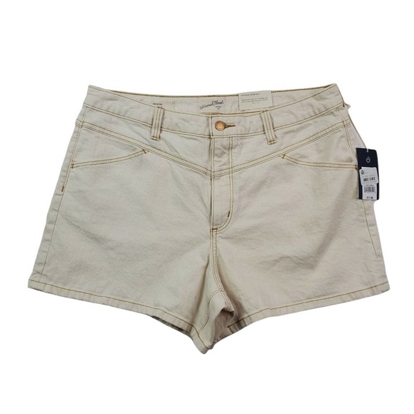 CC - Universal Thread Vintage Midi Shorts Women 14 Tan Off White High Rise NWT - Picture 1 of 11